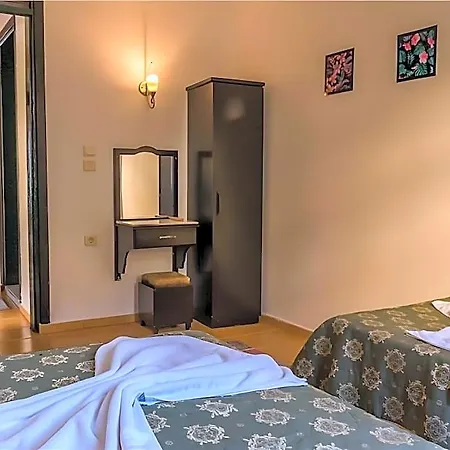 Maxwell Club 3* İcmeler